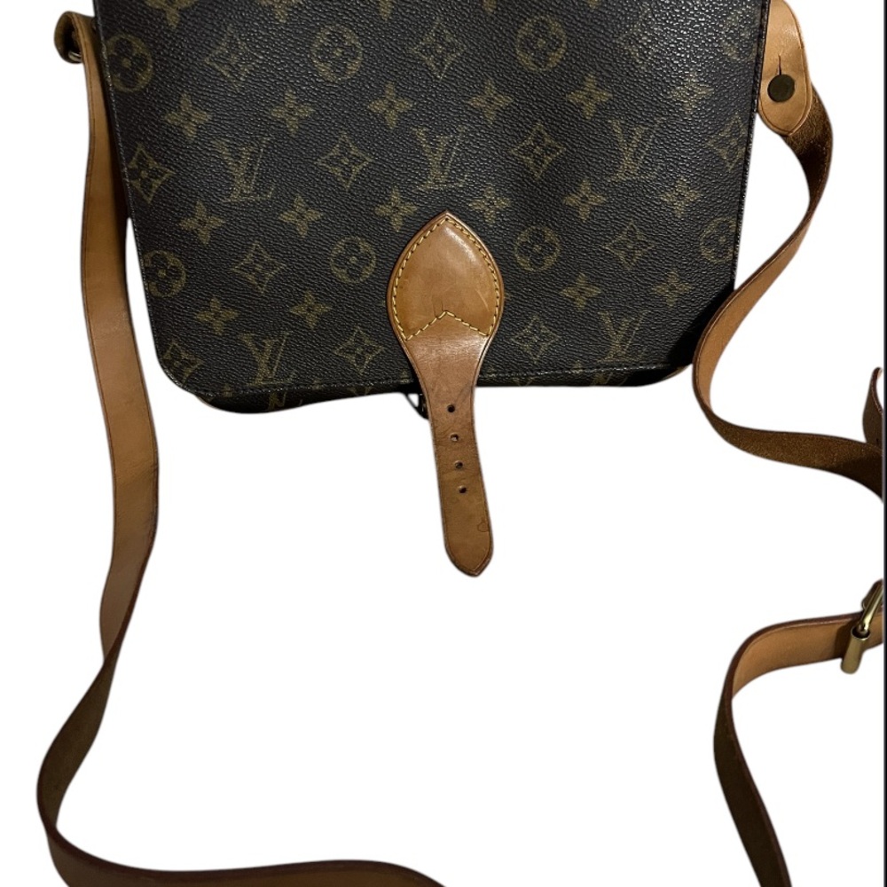 LOUIS VUITTON 
Monogram Cartouchiere 22 - Picture 8 of 8